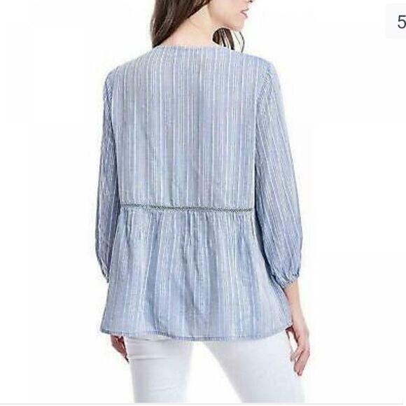 Fever’s 3/4 sleeve blouse (striped) - Picture 3 of 9